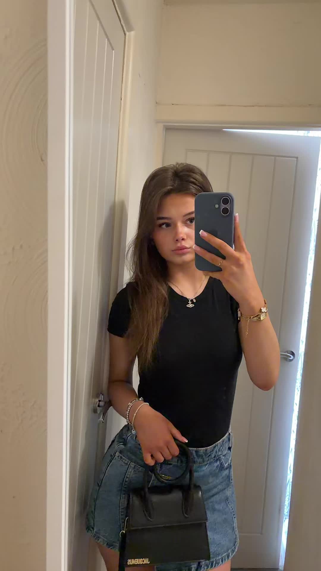 @Ava🪩🍒🐆
