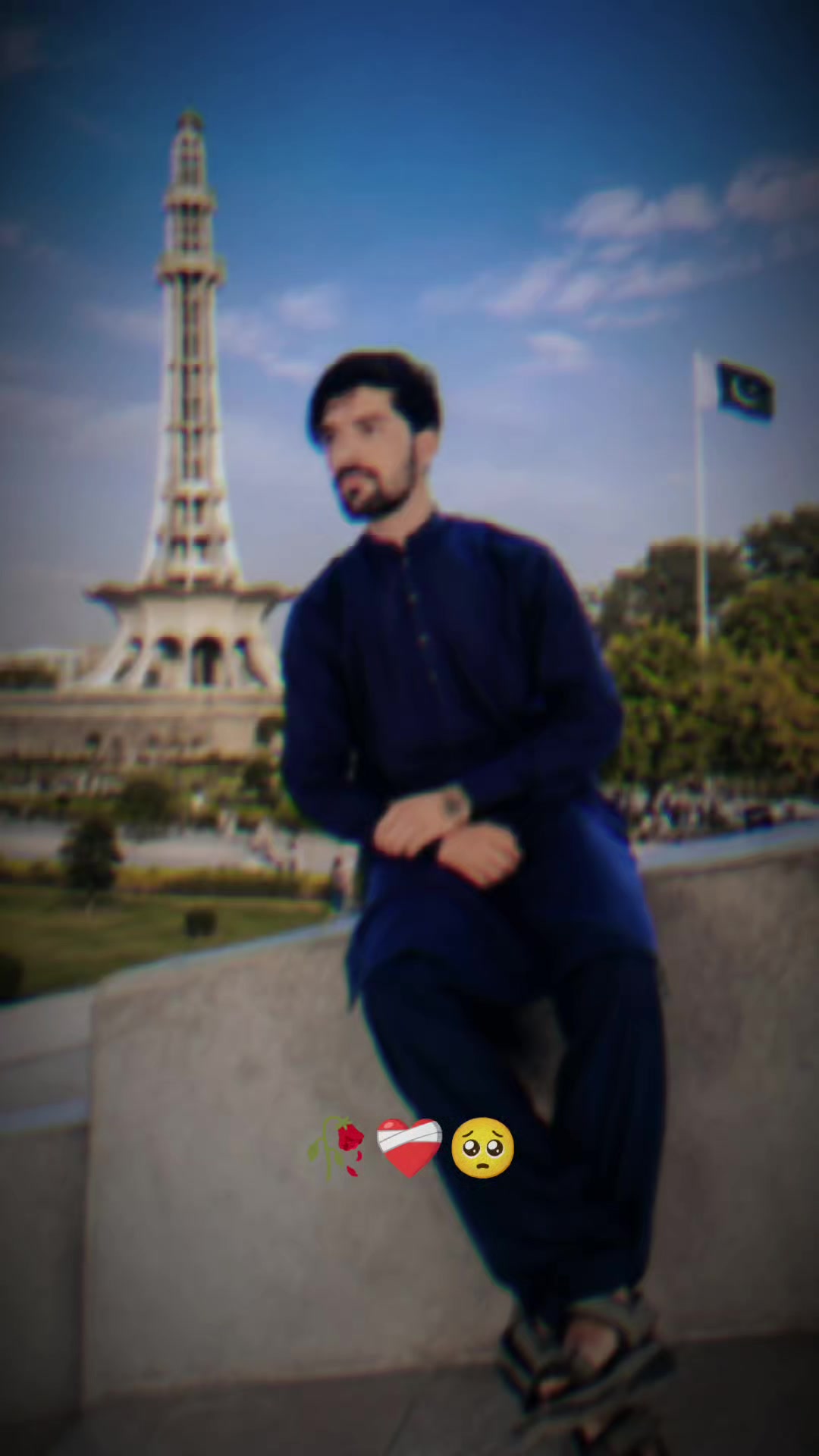 @✌️🥰کشمیری شہزادہ 🔥