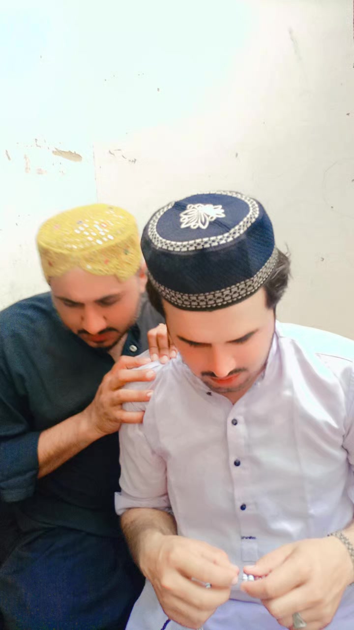 @Mashooq Rind