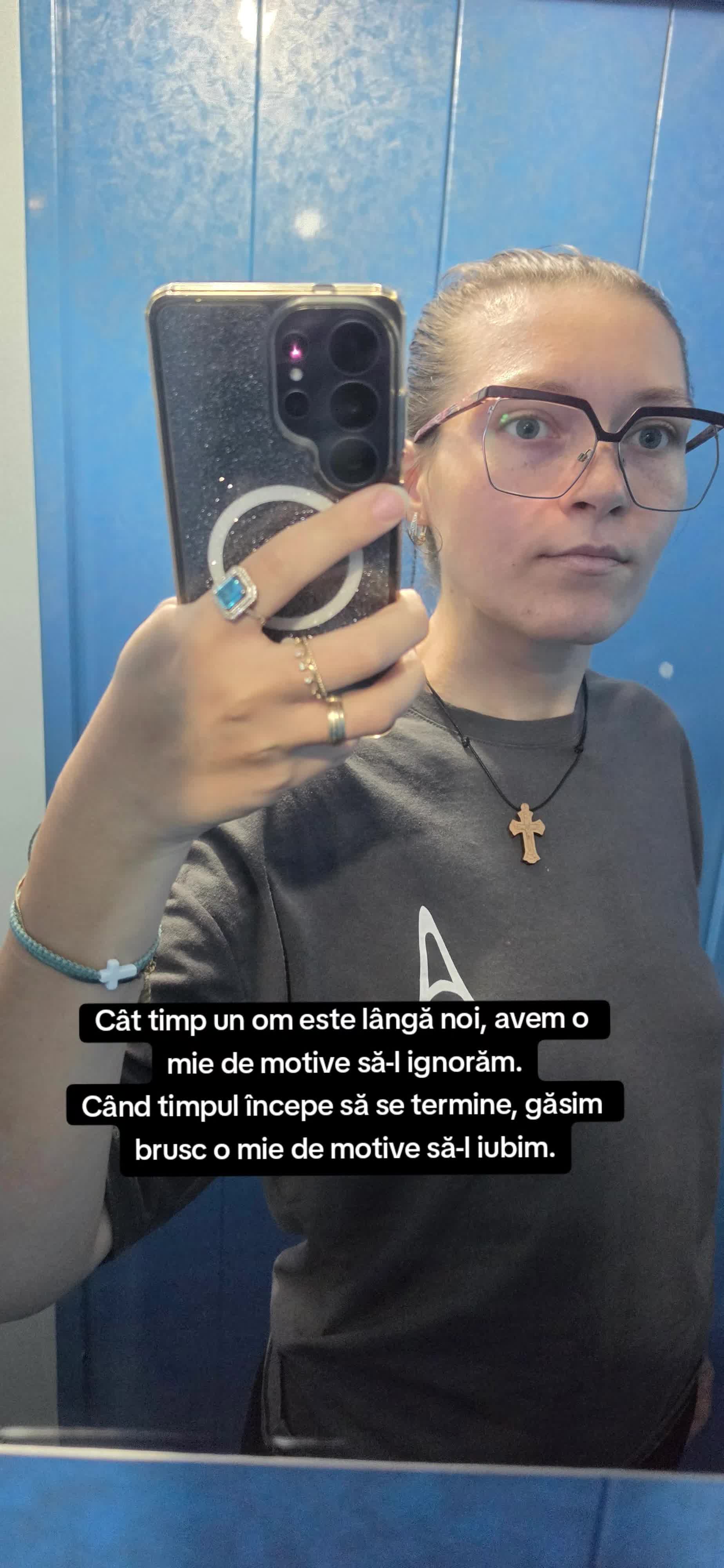 @Gabriela Mariana