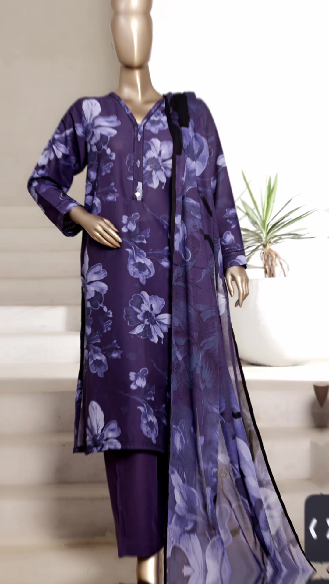 @Saiqa.boutique