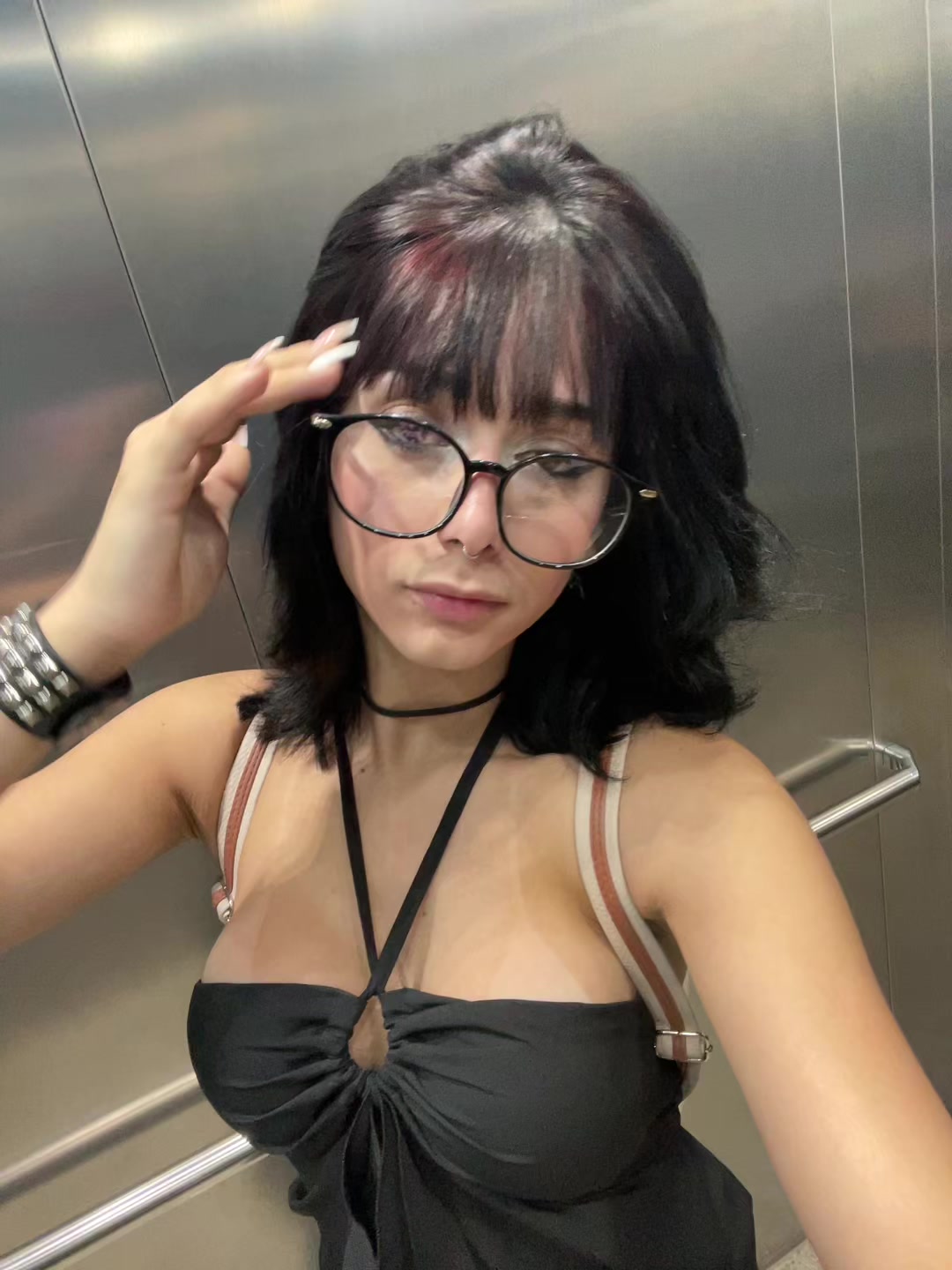 @rynevess👾
