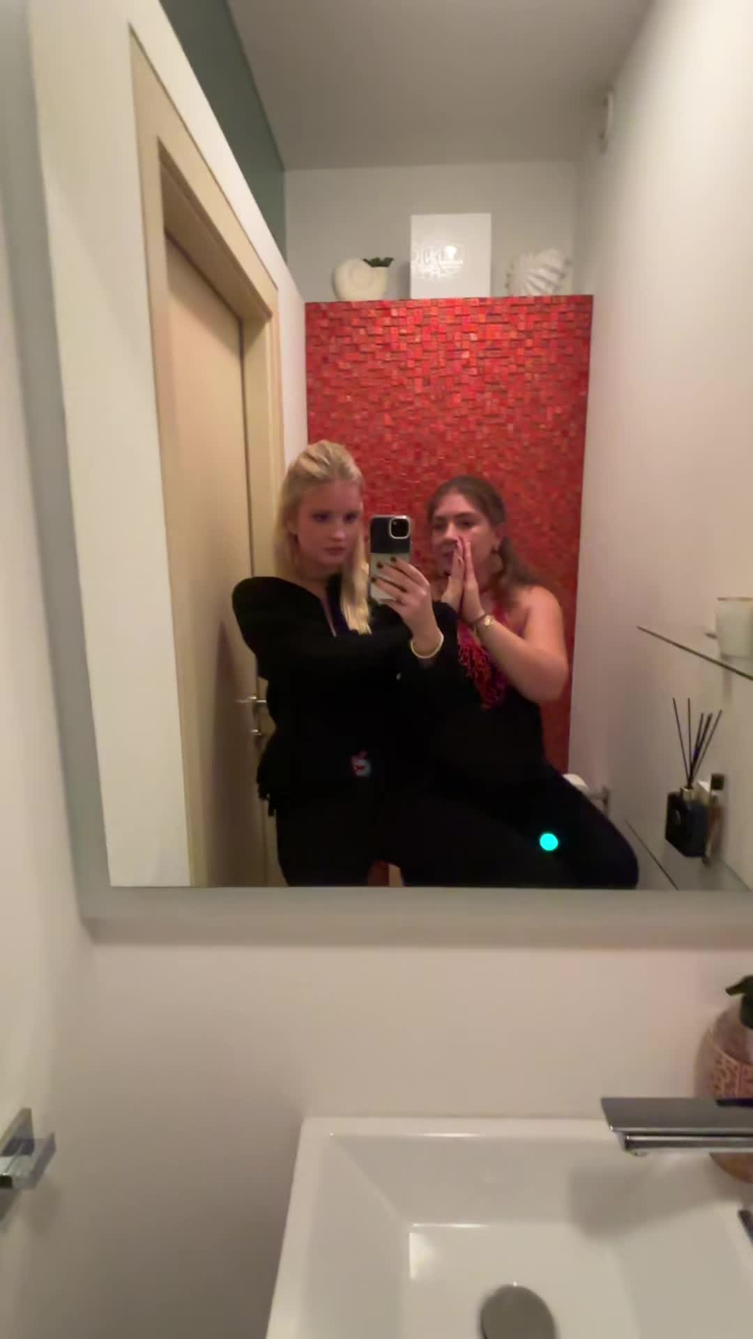 @Ava lelia