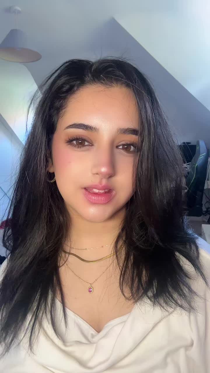 @𝓗𝓪𝓷𝔃𝓲𝓮 🏹