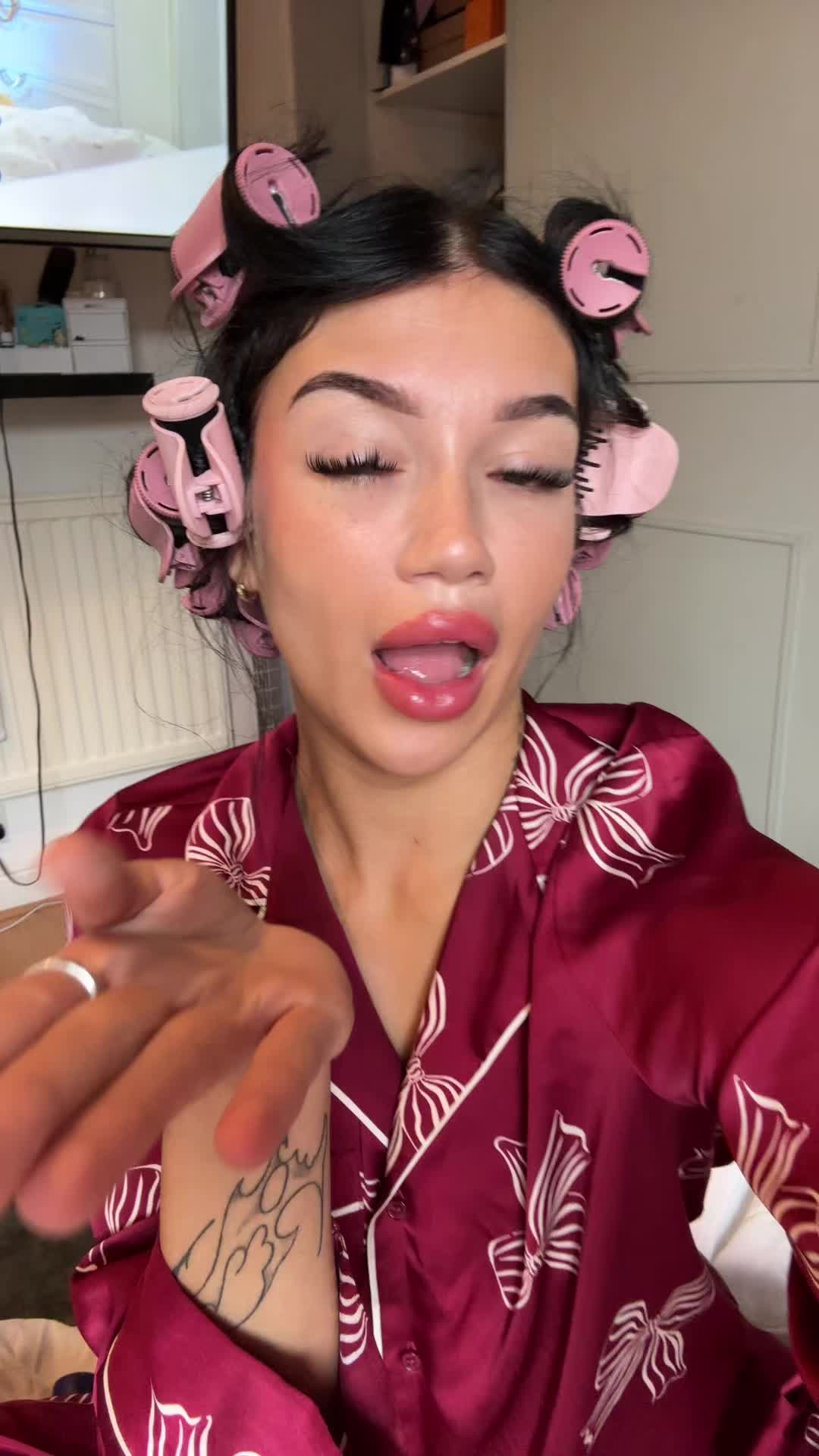 @CoDe🕷️