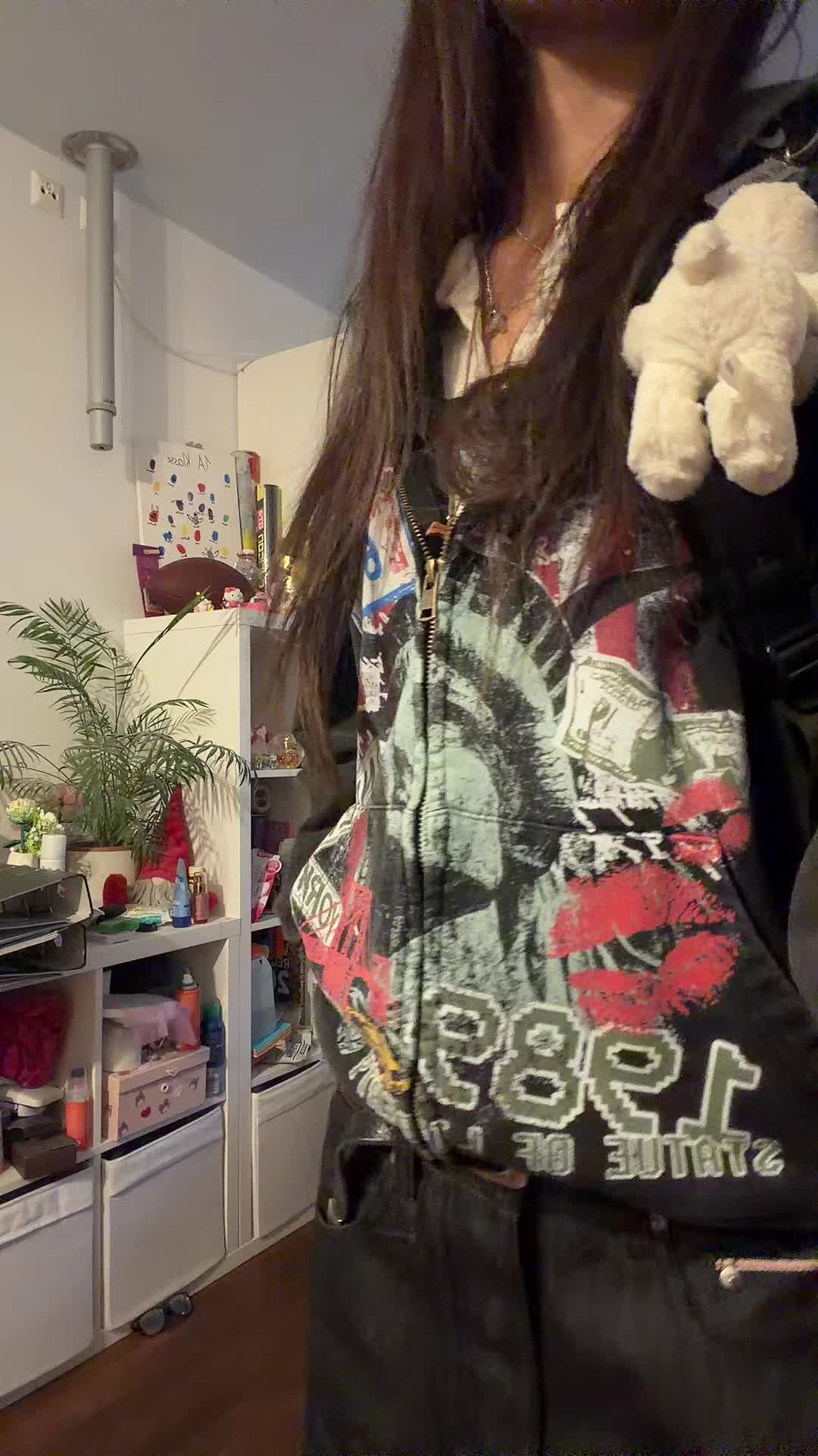 @aShl3Y 🇨🇳