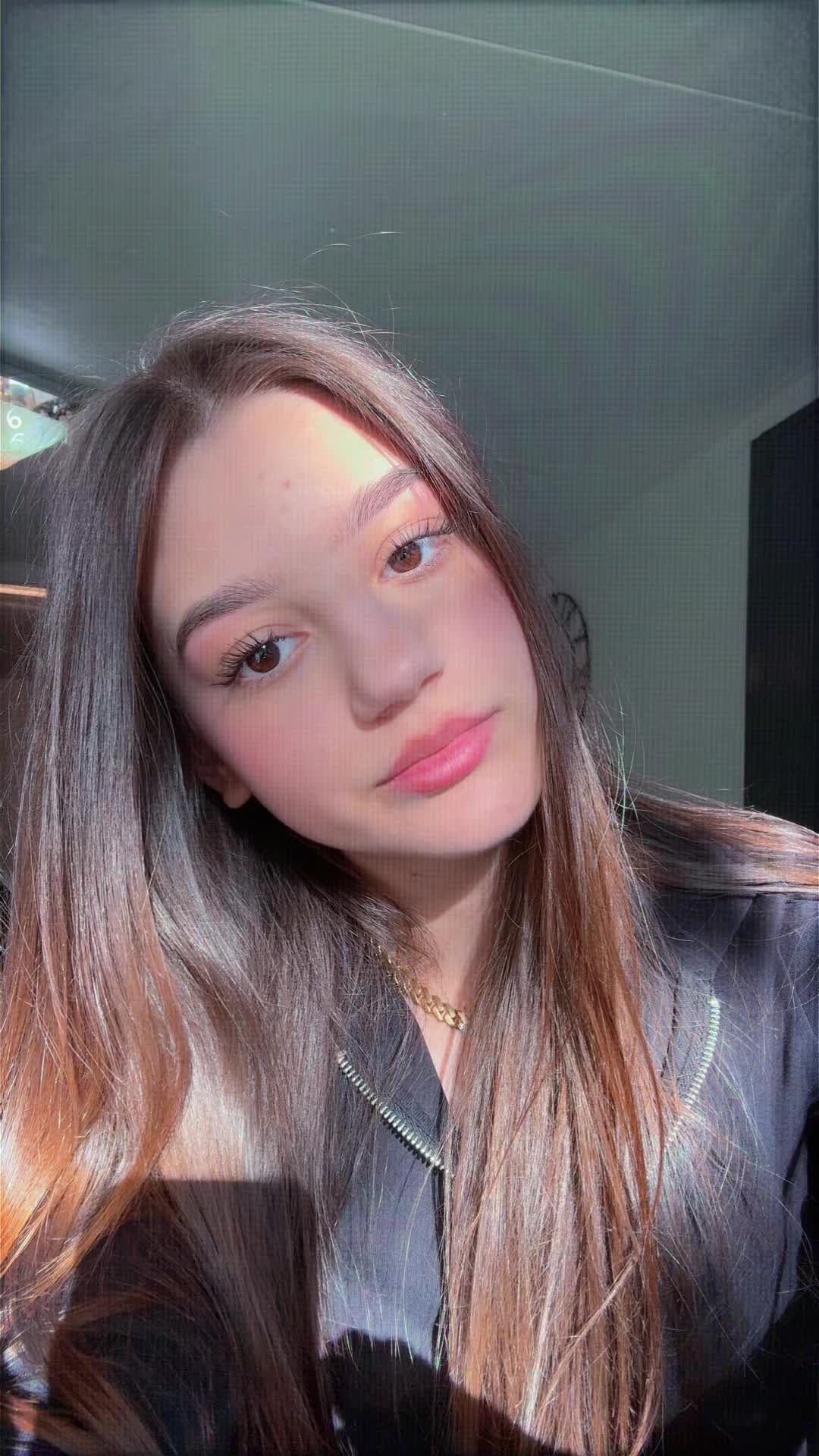 @Aryy👑💋