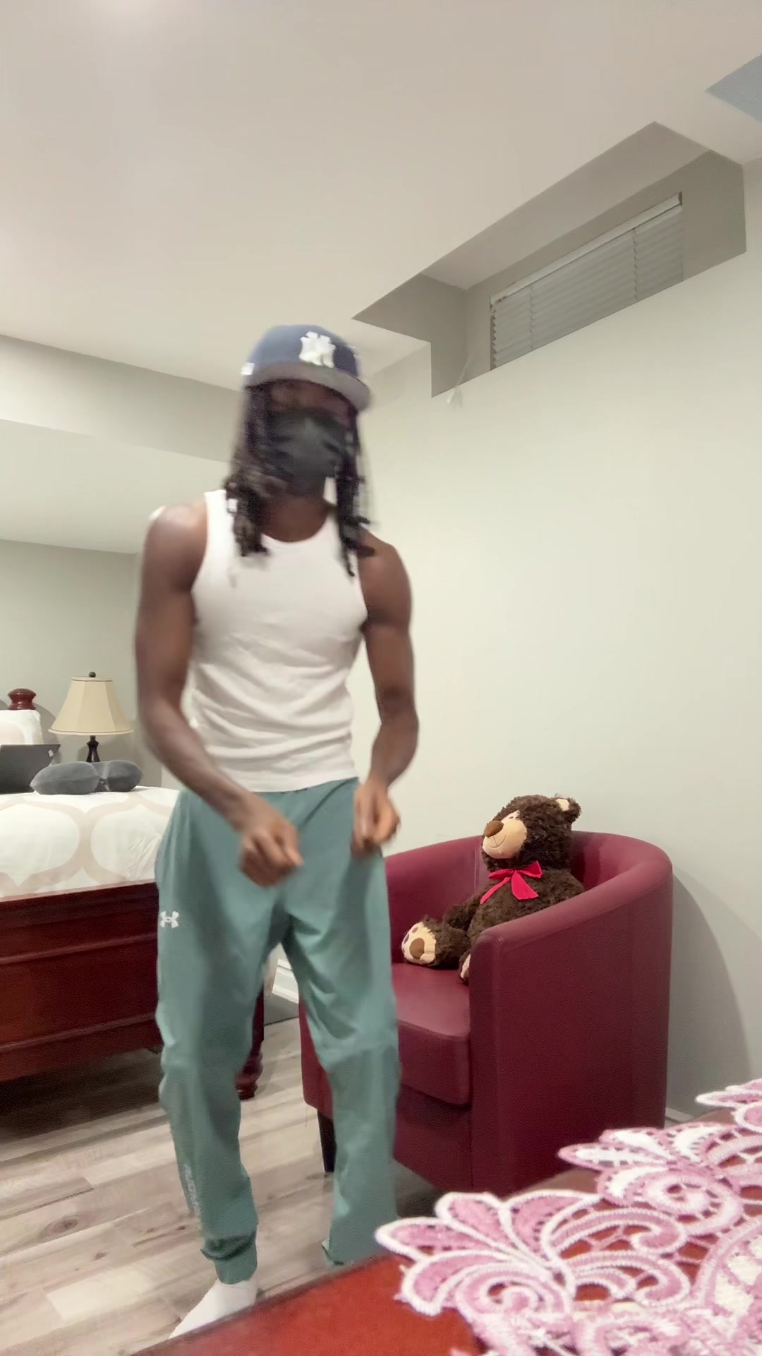 @Skinni
