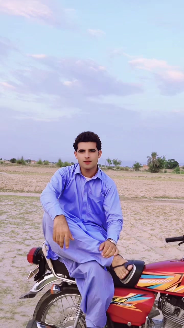 @🍷KHATTAK 🍷