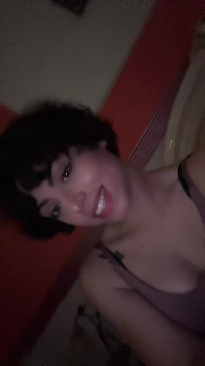 @Rosie_