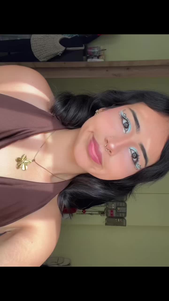 @Melani 🎀