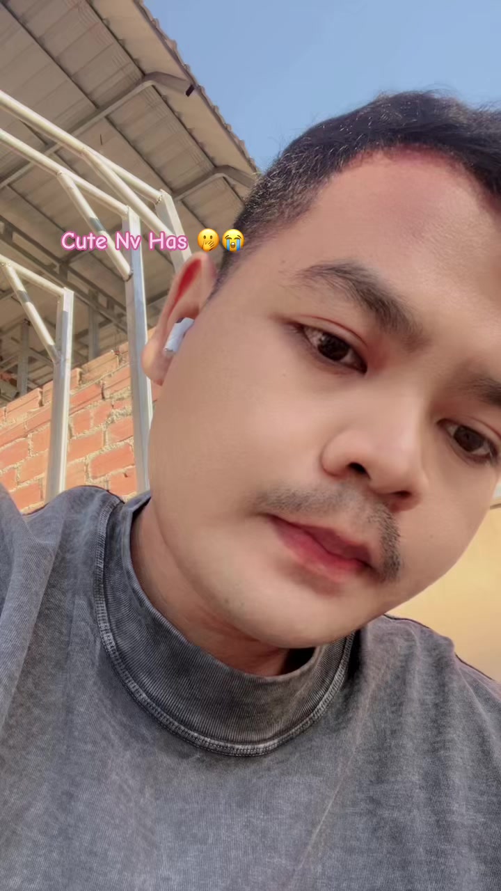 @Bïï Thëäň