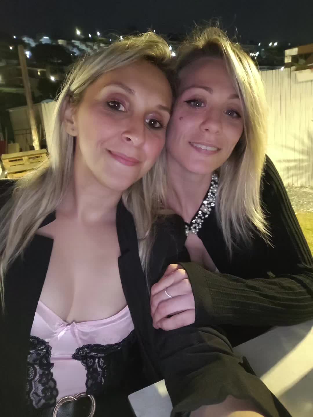 @...