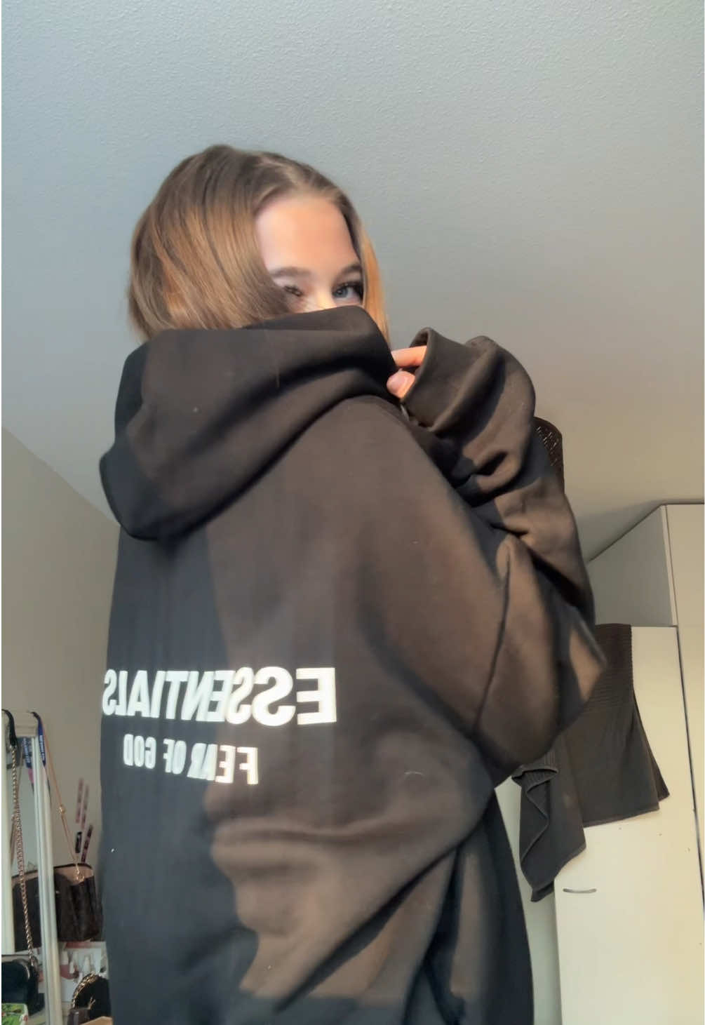 @𝑀𝑎𝑟𝑖𝑒𝑙
