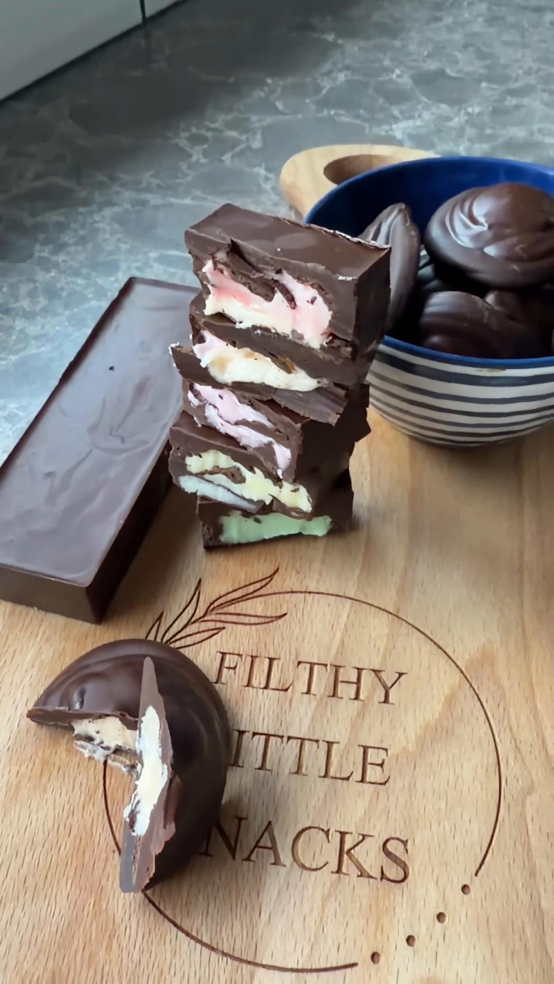 @&bull;filthy little snacks&bull;