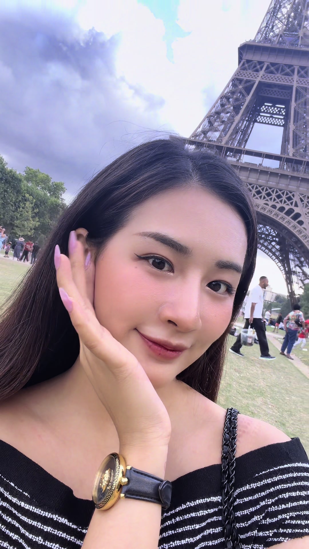 @🎂25/07 Han Thi🍯