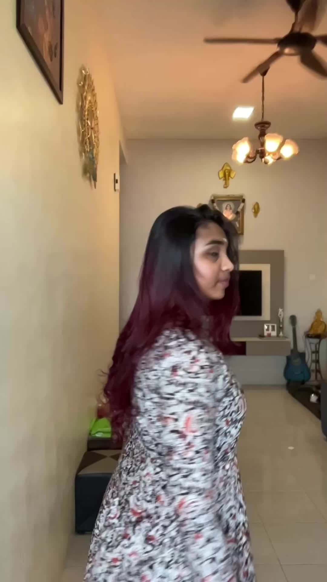 @Vina_.23