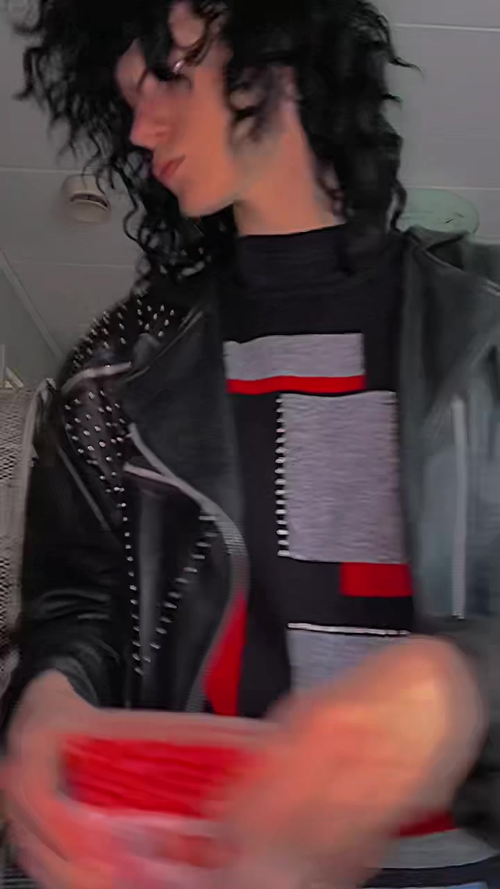 @Tim 🎞💜