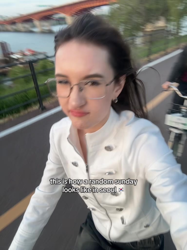 @olivia larissa