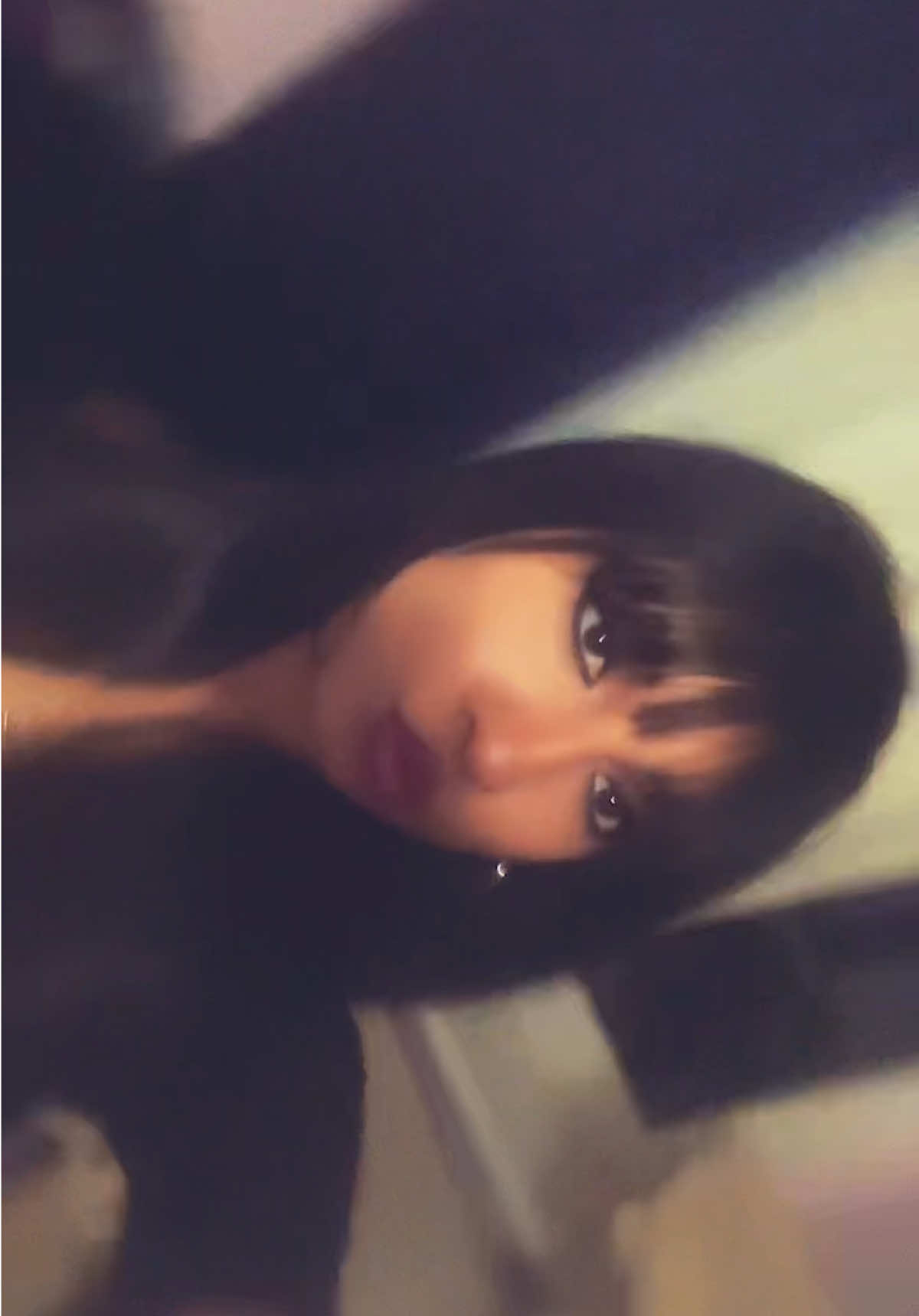 @🧛🏽♀️- mom