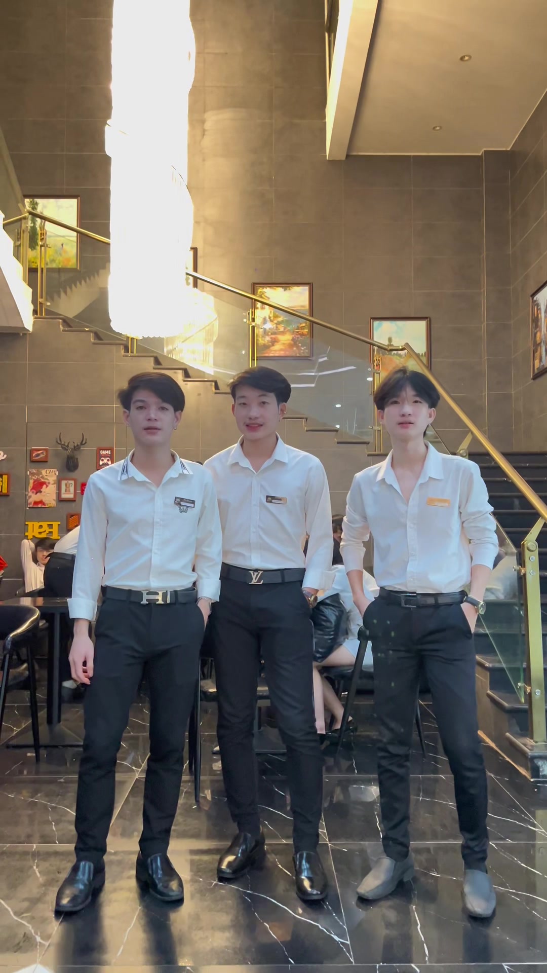 @ພີ່ກຸ້ງ ບ່າວລາວ🏞️🇱🇦