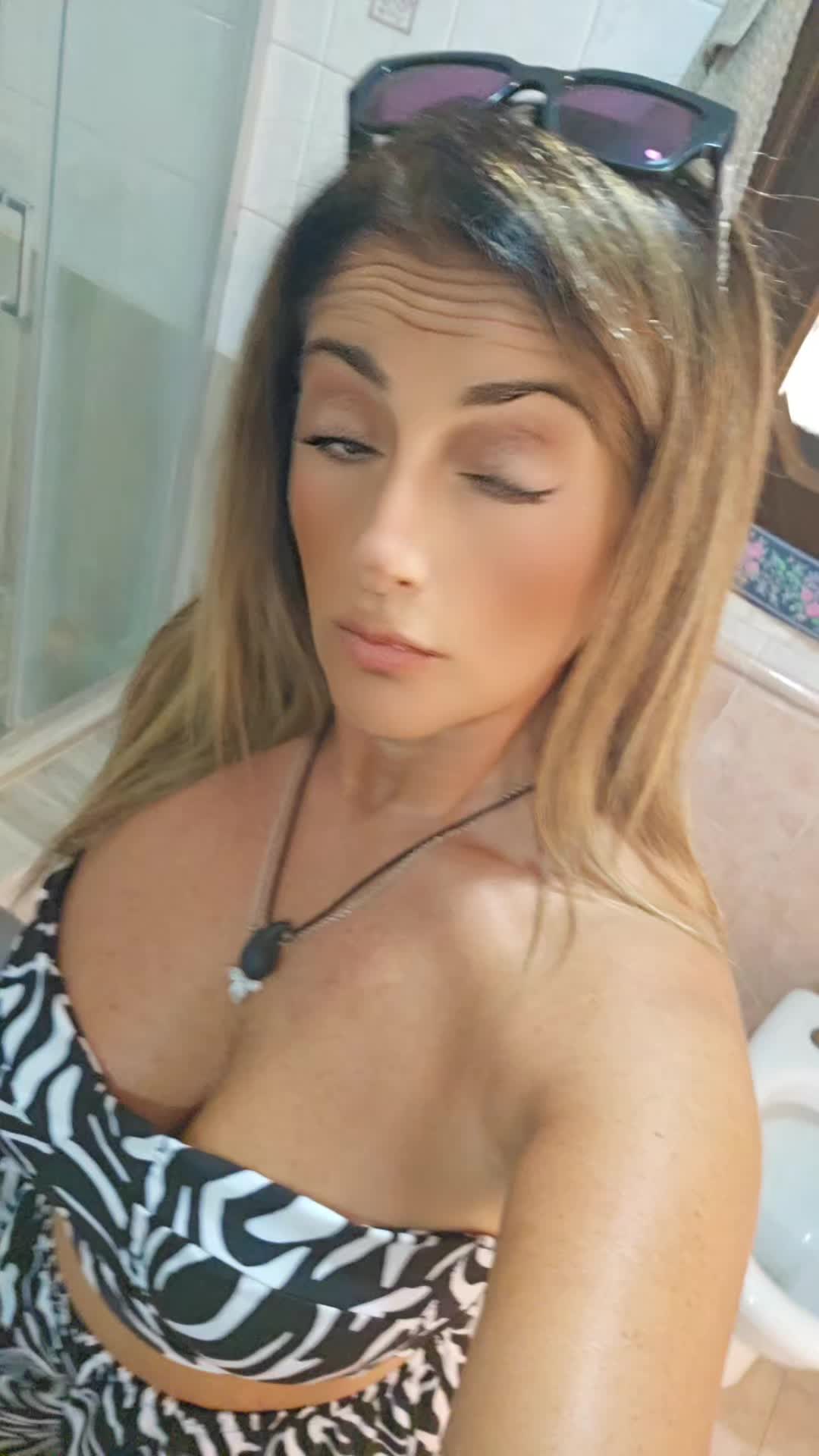 @Gina Di Caterino