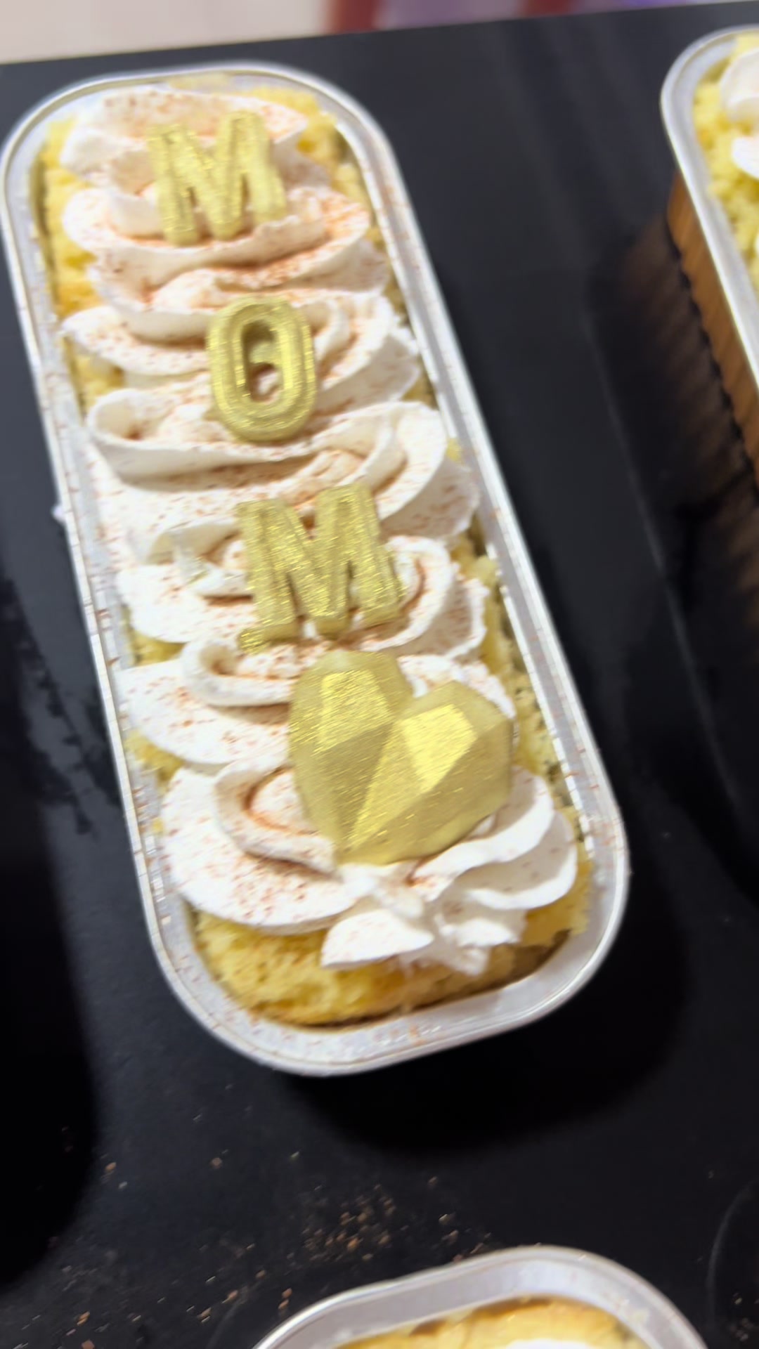 @Valviccake