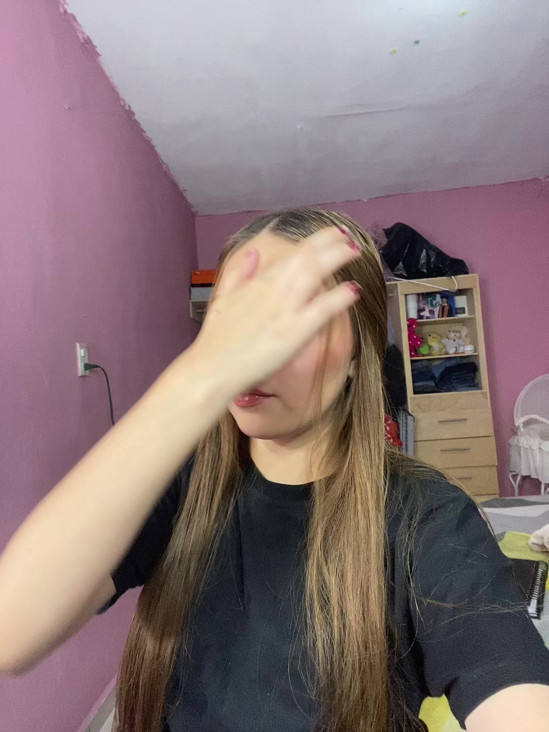 @𝓼𝓸𝓵𝓲𝓼