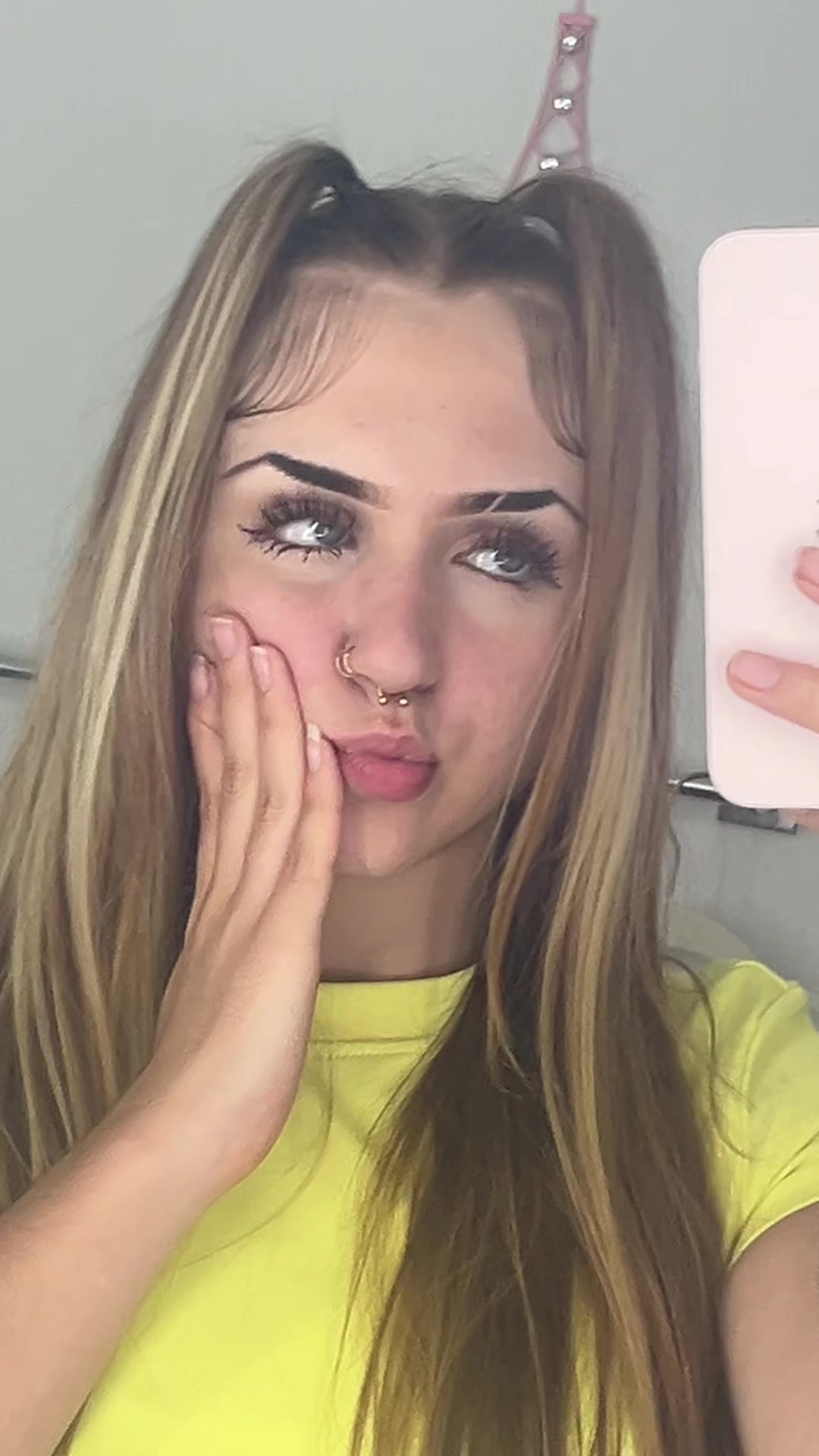 @💋.