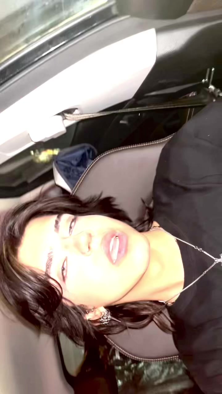 @Roohamm