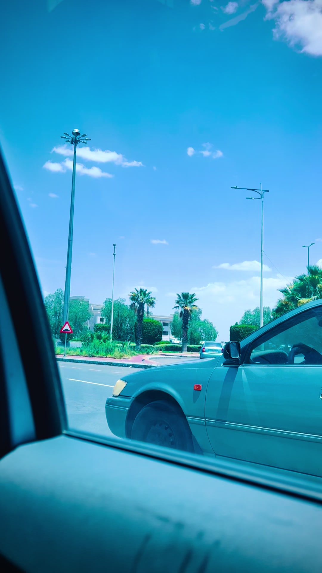 @Gujarkhaniboye01
