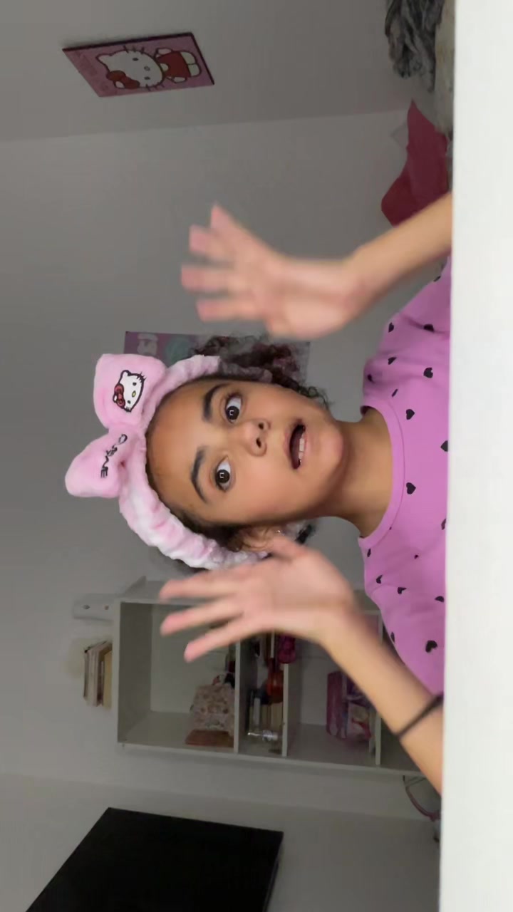 @hello kitty
