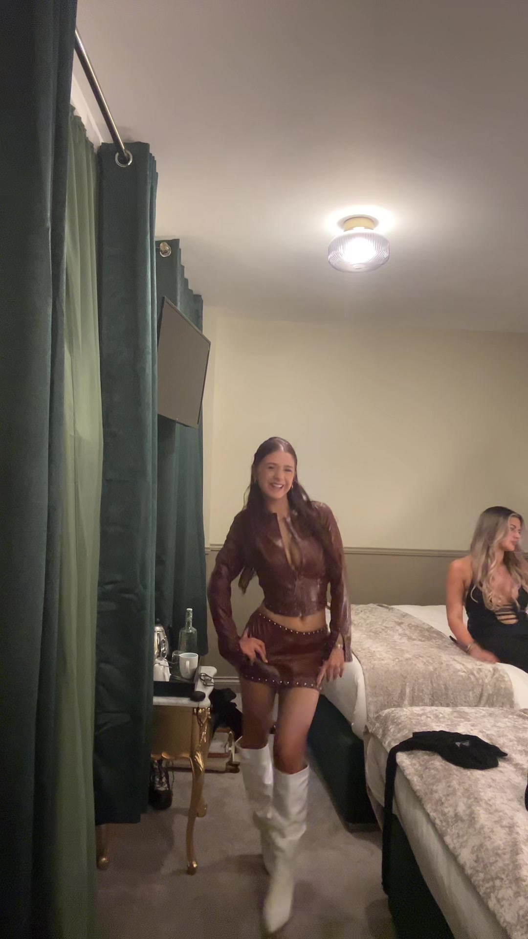 @Kt