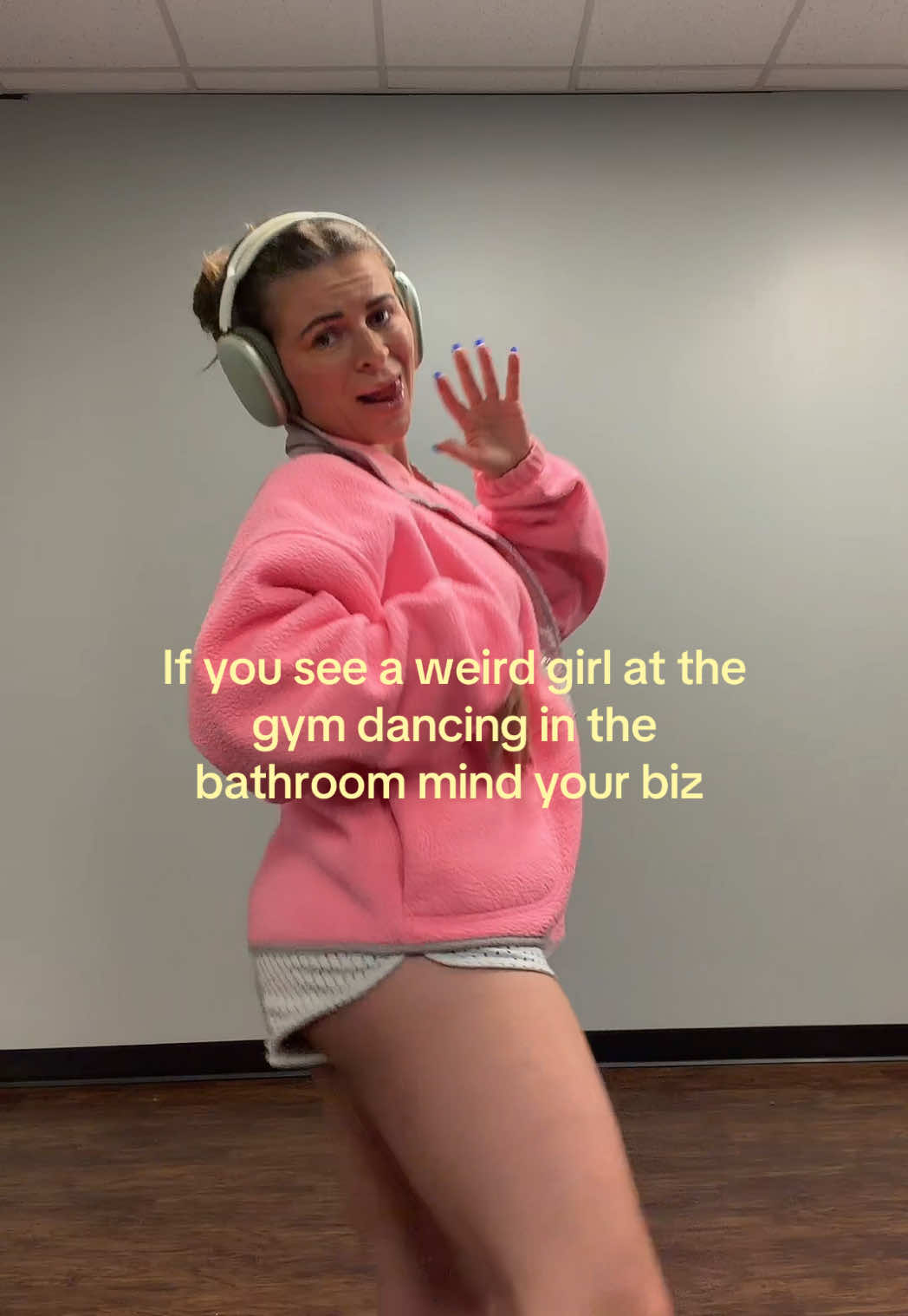 @JosieTayllor