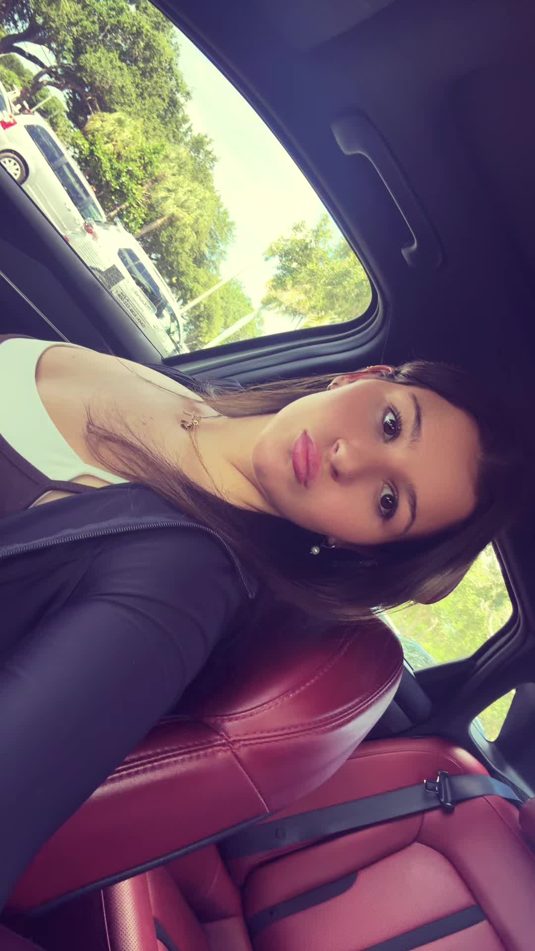 @hannahliska