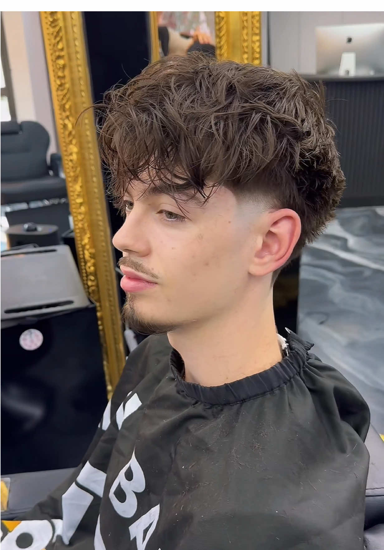 @Salon barbier BILL-K