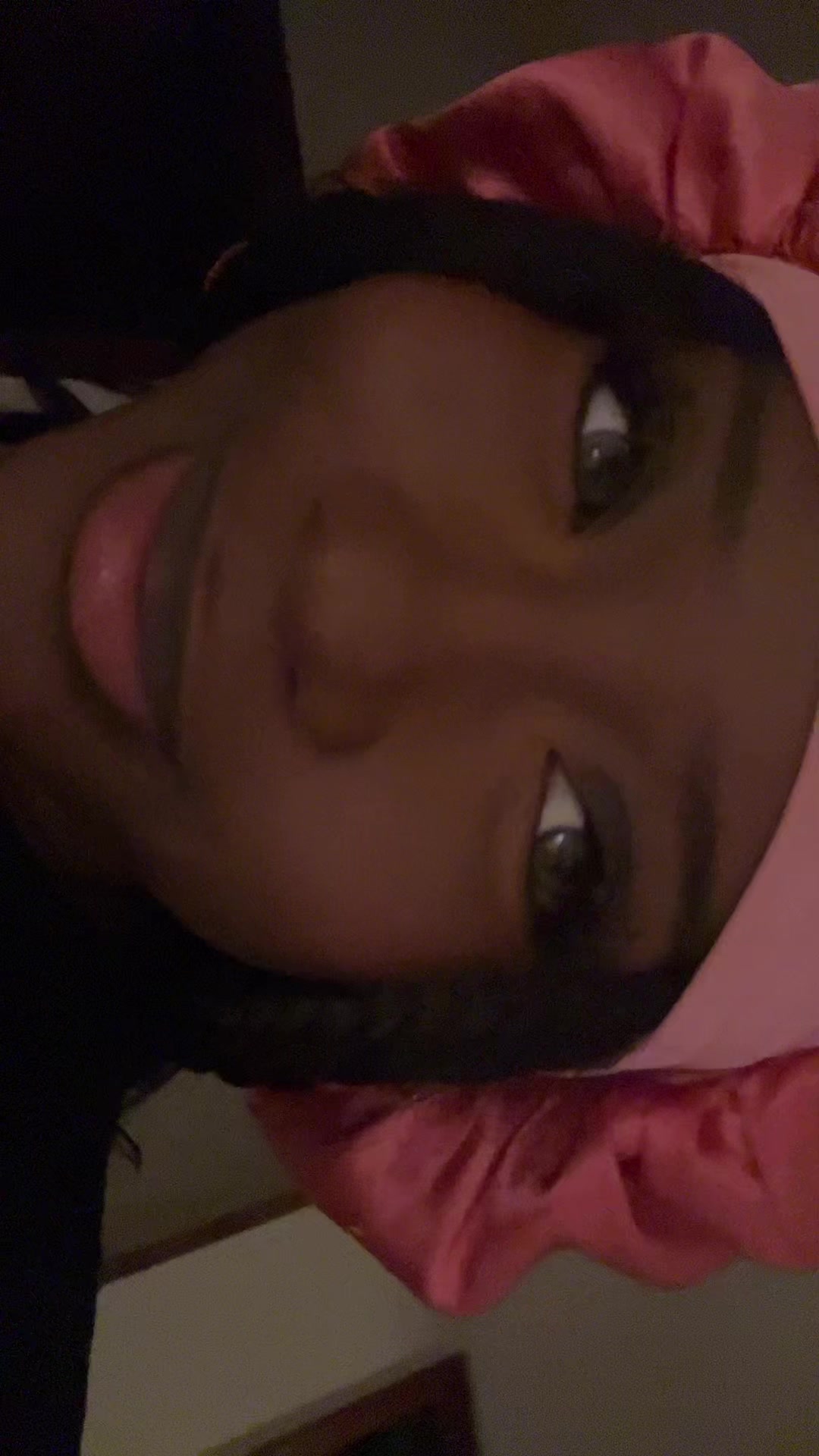 @nella