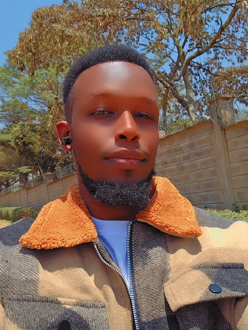 @𝗞𝗘𝗟𝗟𝗬