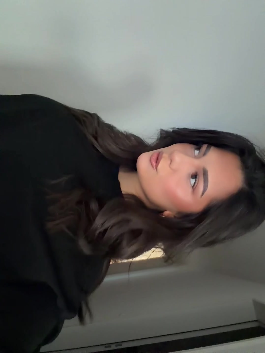 @ᵛ