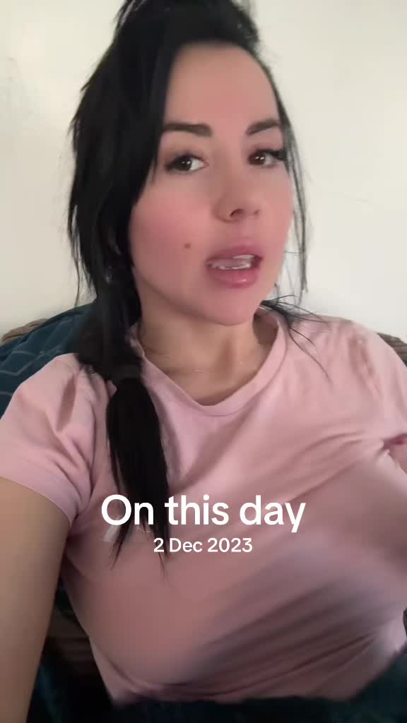 @Elena_Xonia