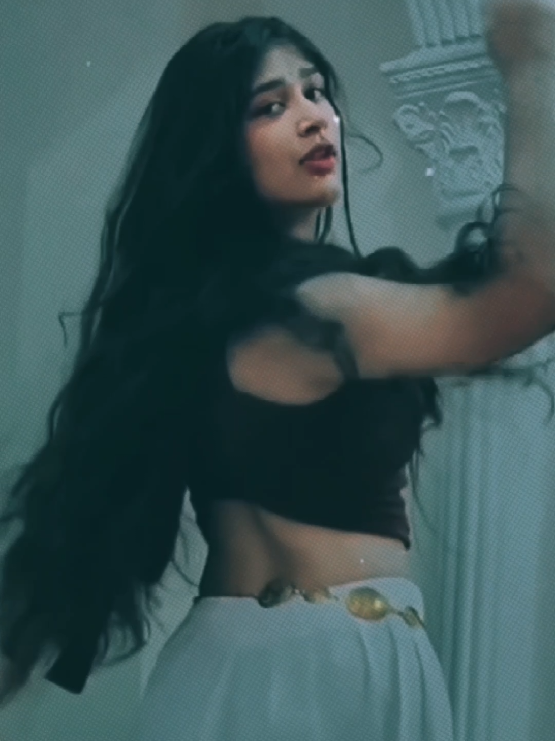 @𝒟ℯ𝓋𝒾𝓁 𝒦𝒾𝓃ℊ 𝒯𝓊𝓉𝓊𝓁