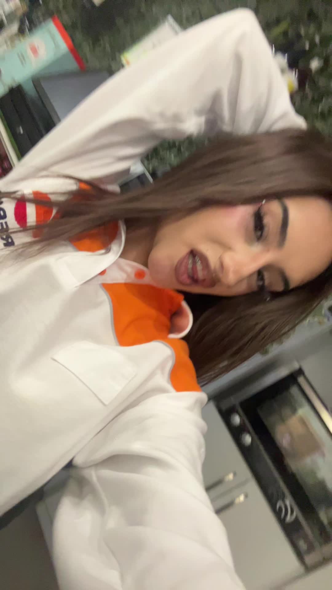 @Lahoeee