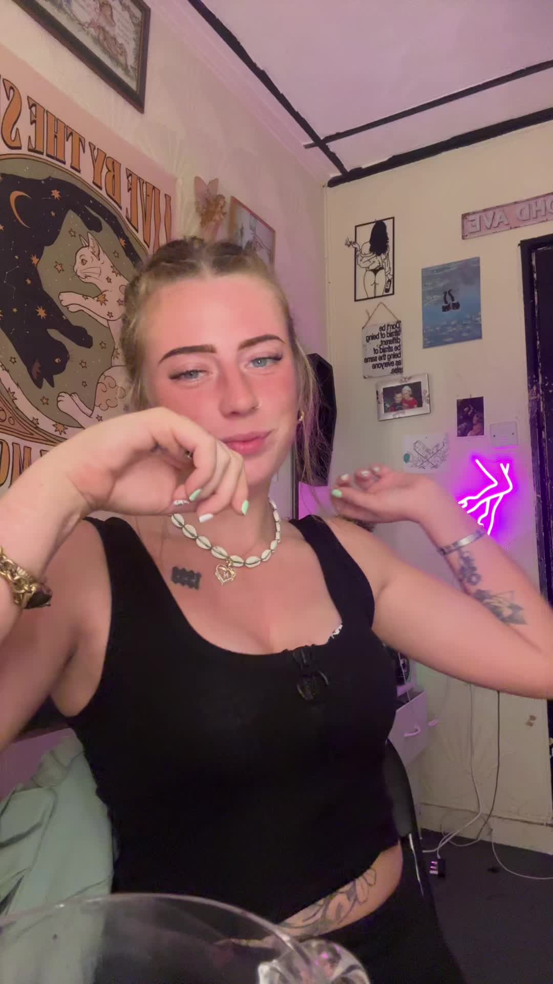 @🖤NICOLE🖤
