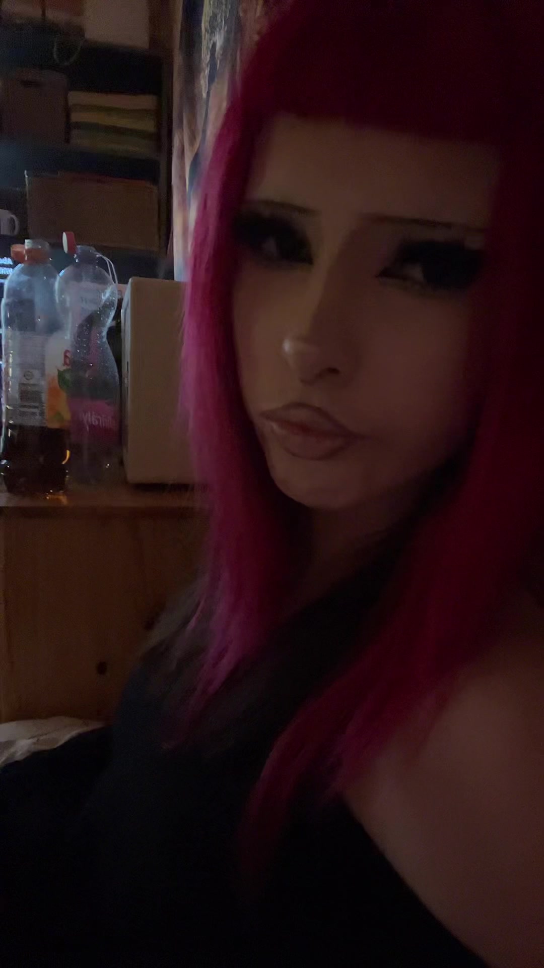 @🖤
