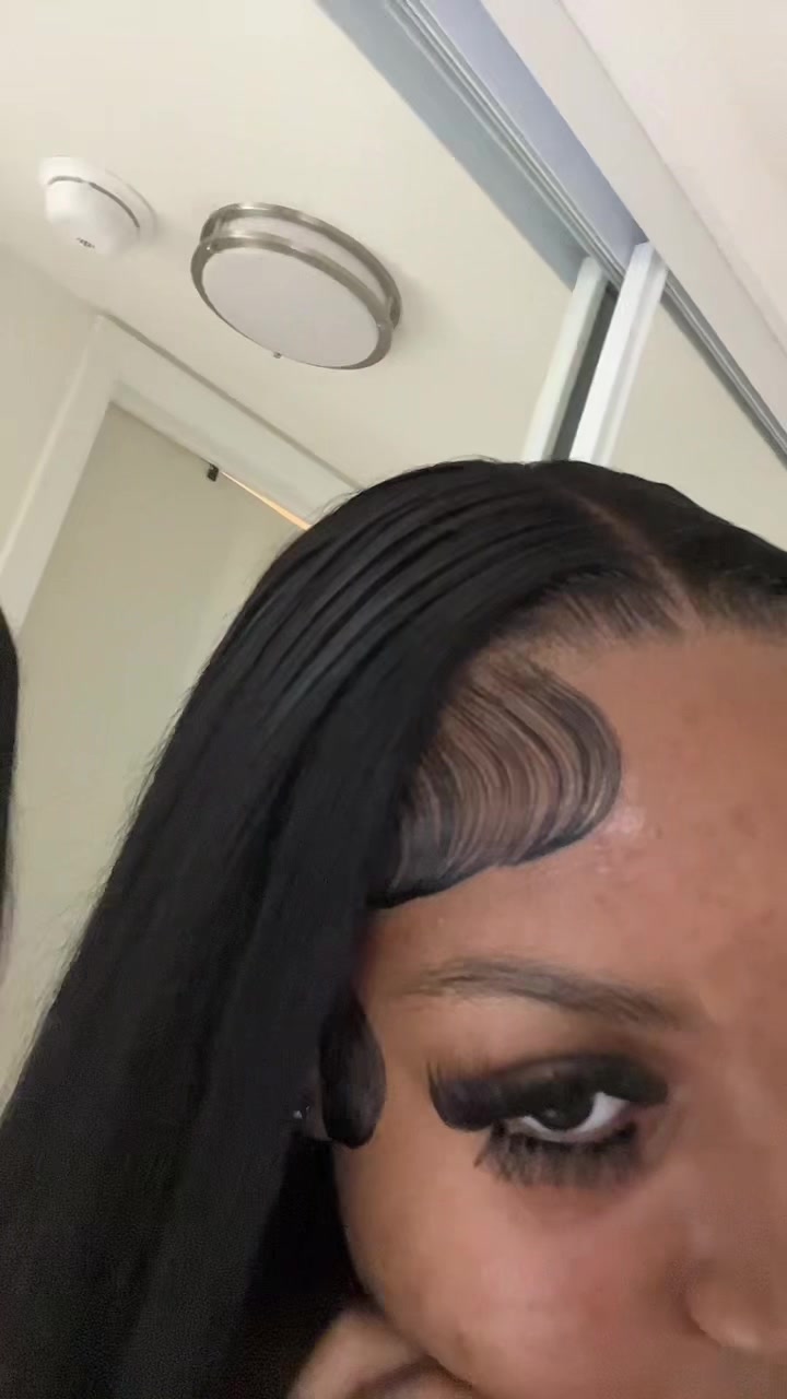 @_.femaledurkio