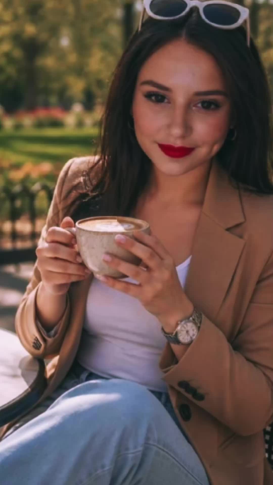 @AnaMaria