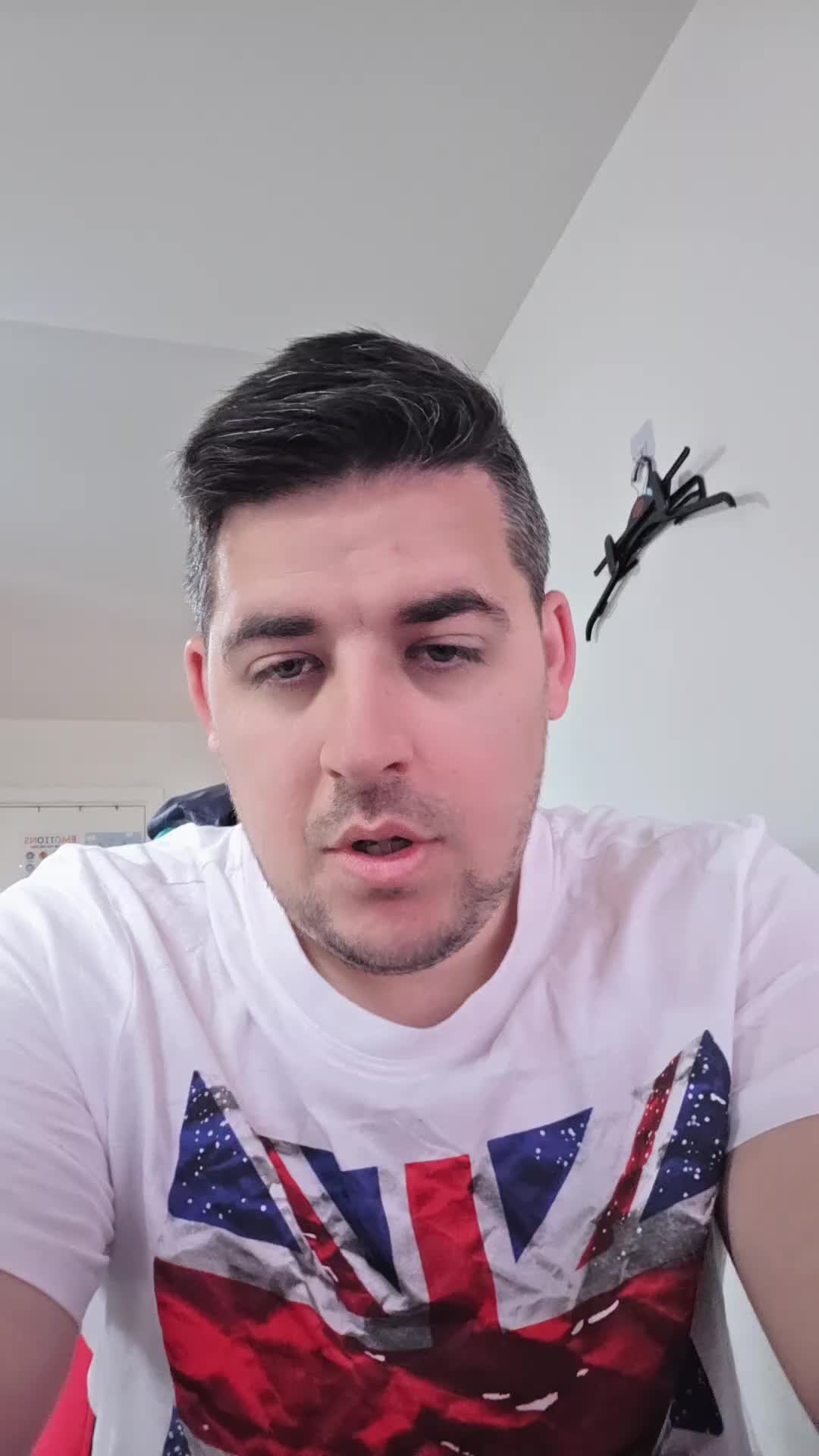 @Aronsworld