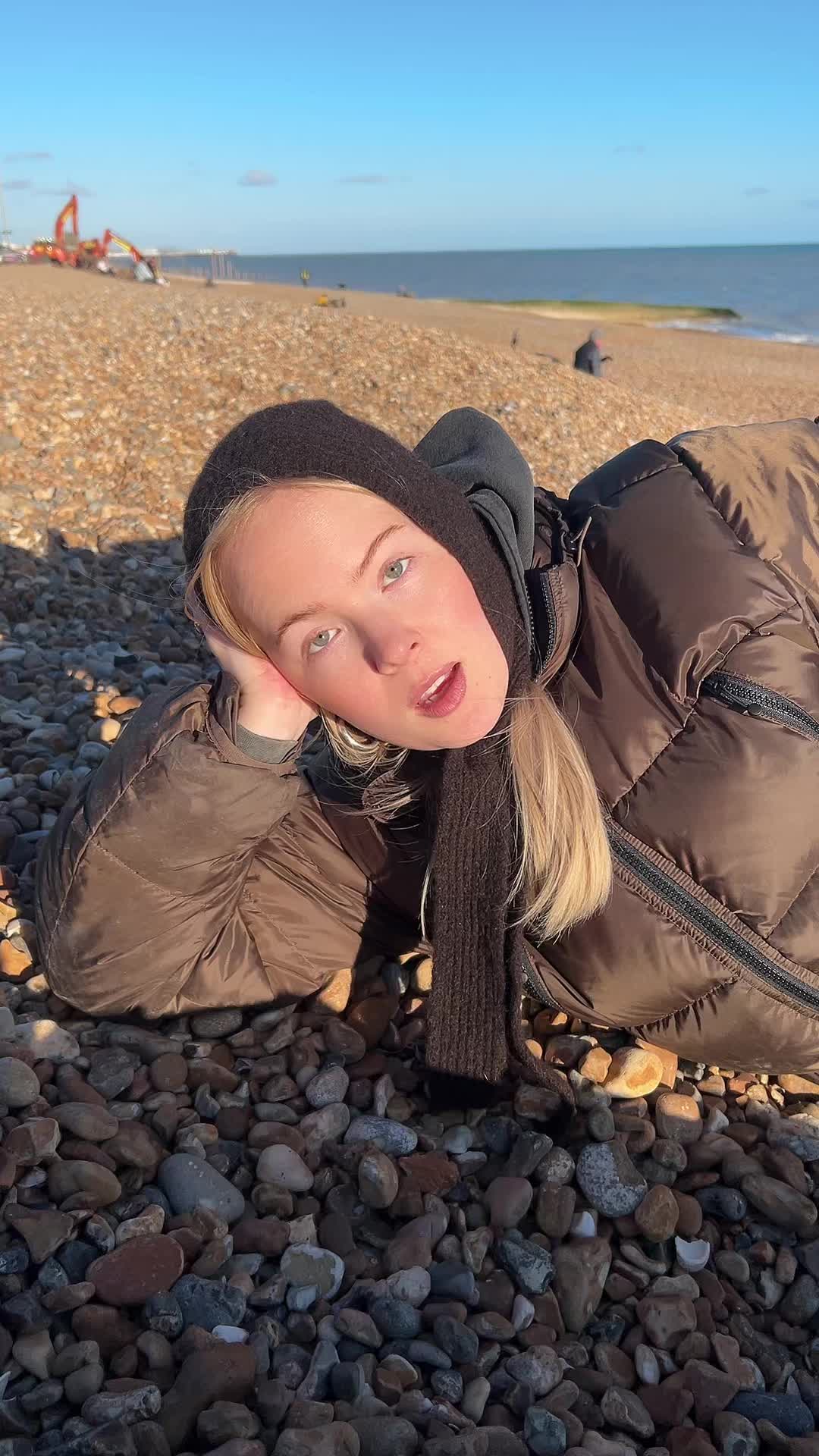 @Ella