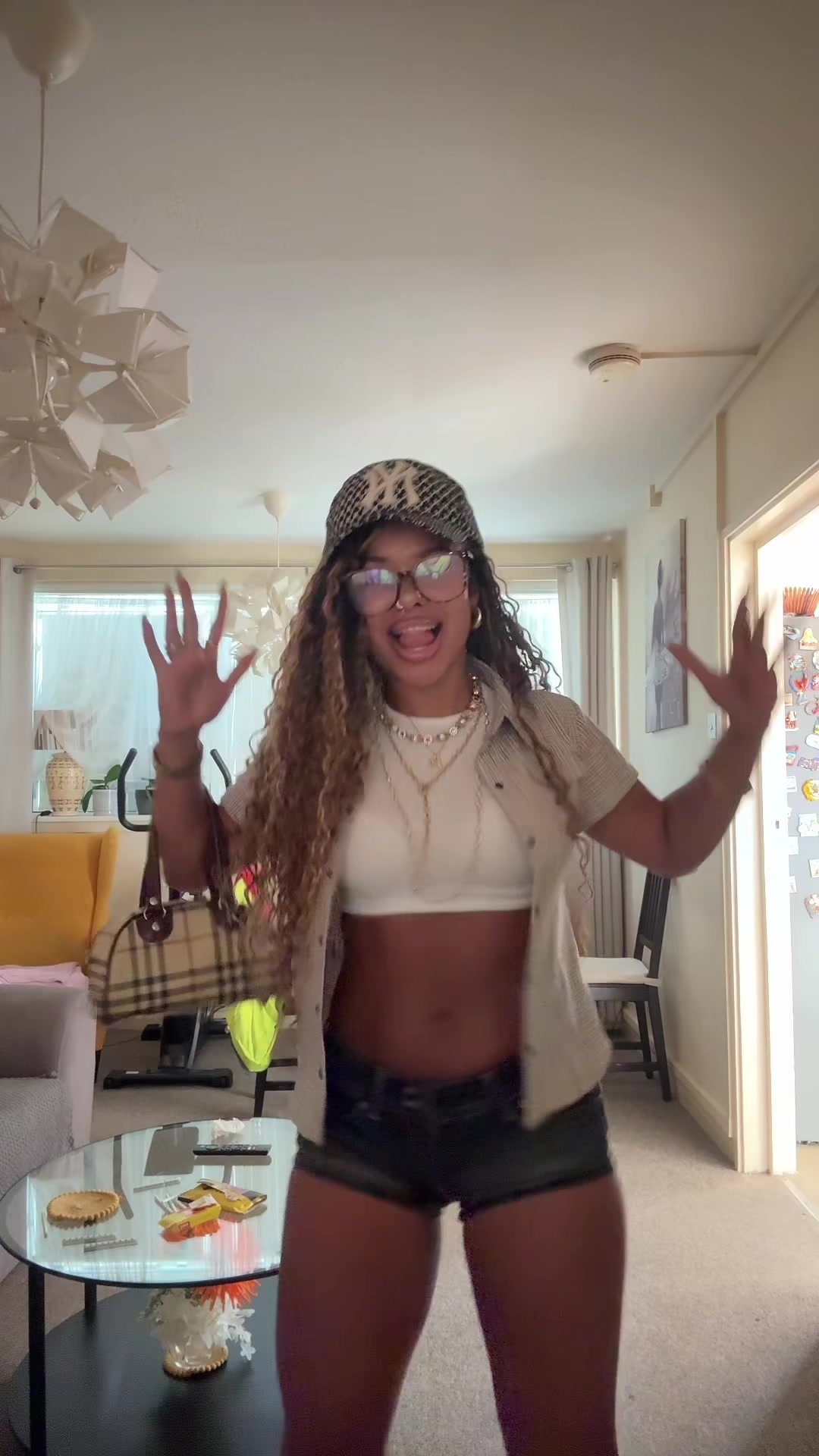 @hotgirlhollyy