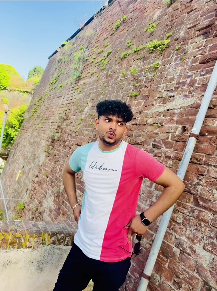 @Arian from চাঁপাই 🇮🇹😉
